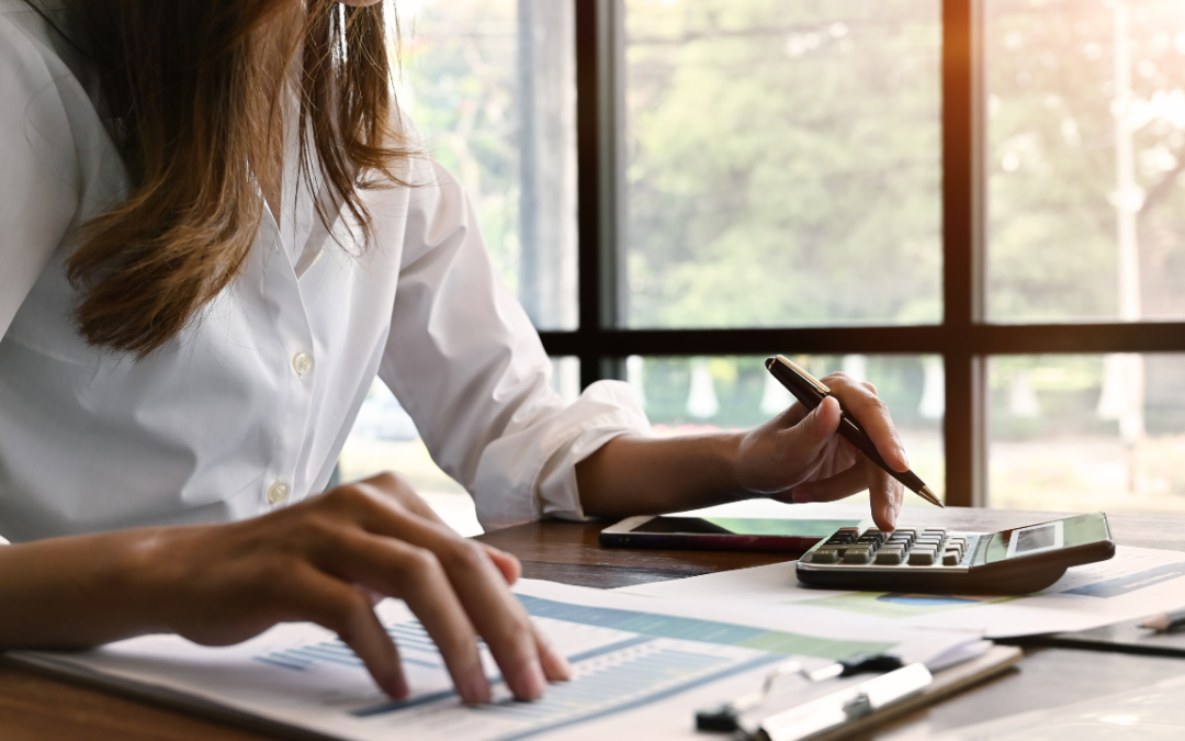 woman calculating expenses and inflation